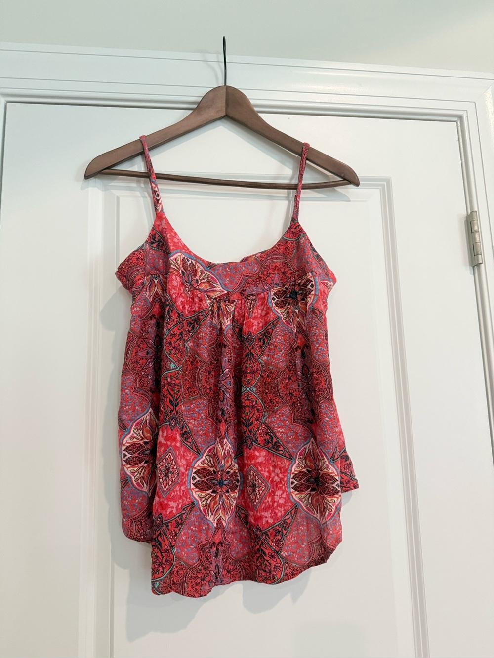 NWT GAP Red Pink Paisley Spaghetti Strap Camisole